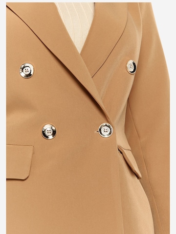 LolaLiza Blazer in Beige