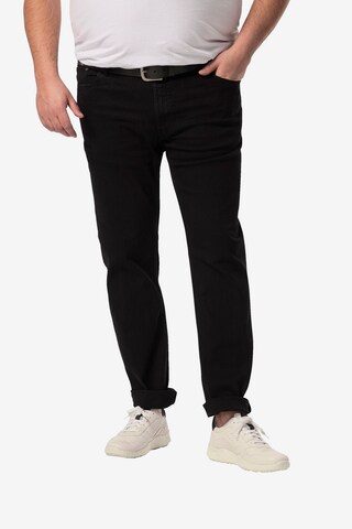 Men Plus Regular Jeans in Zwart: voorkant