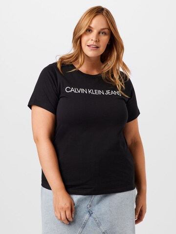 Calvin Klein Jeans Curve Тениска в черно: отпред