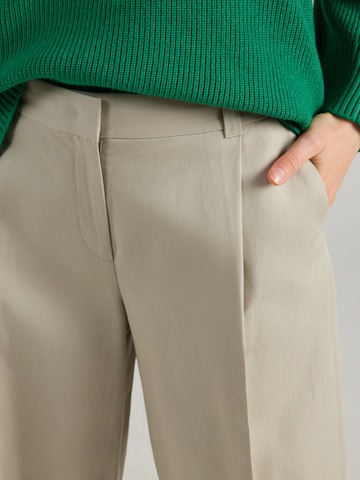 & Other Stories Широкий Брюки со складками в Бежевый