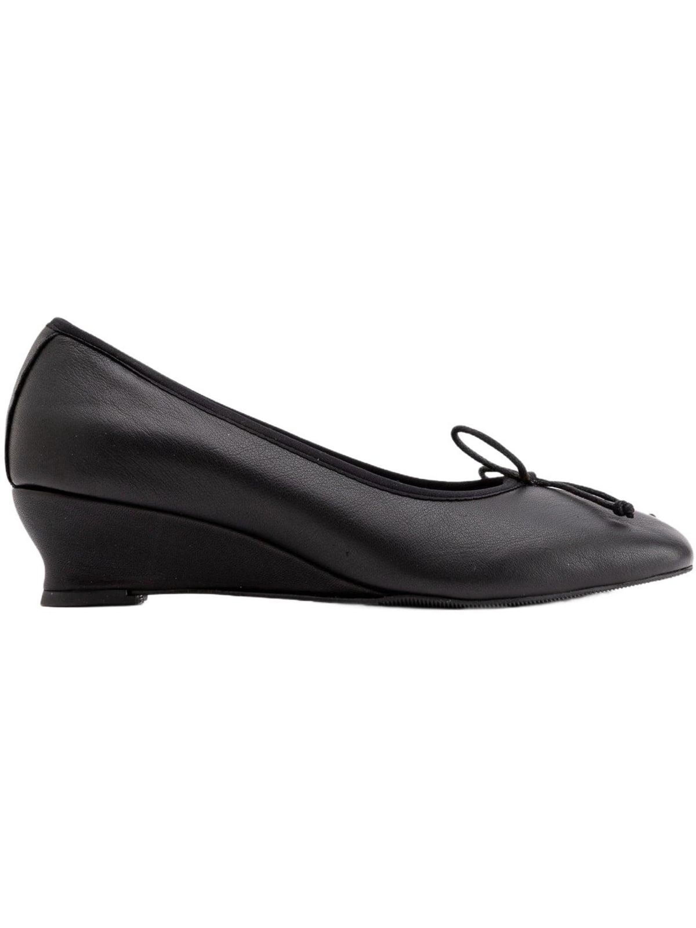 Limoya Pumps 'Arisa' in Black