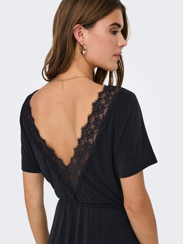 Rochie 'FREE' de la ONLY pe negru