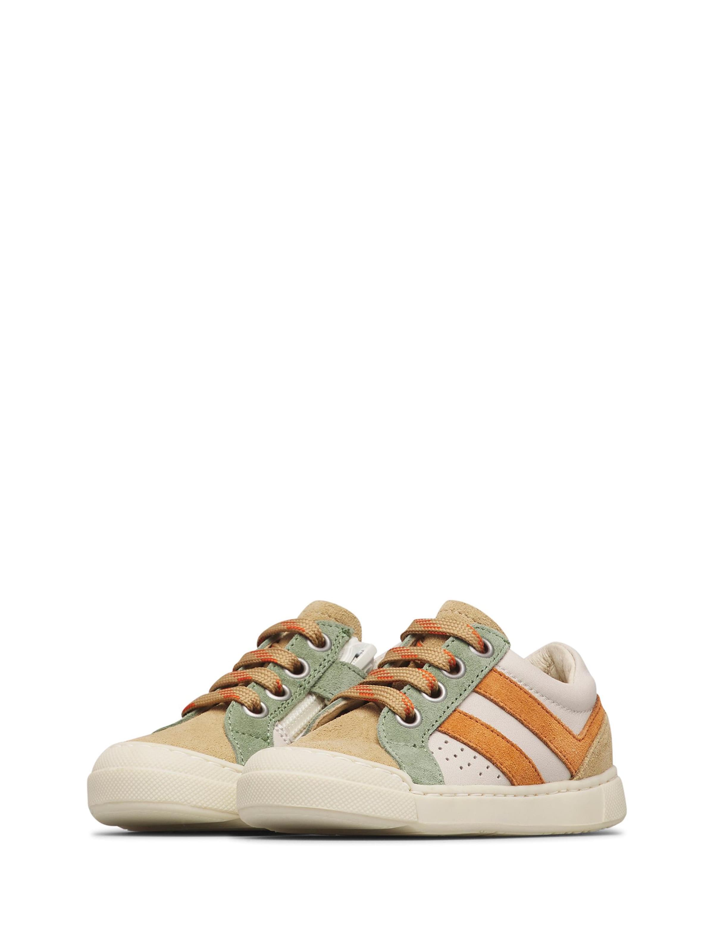 Chaussure basse 'Zylka' NATURINO en blanc