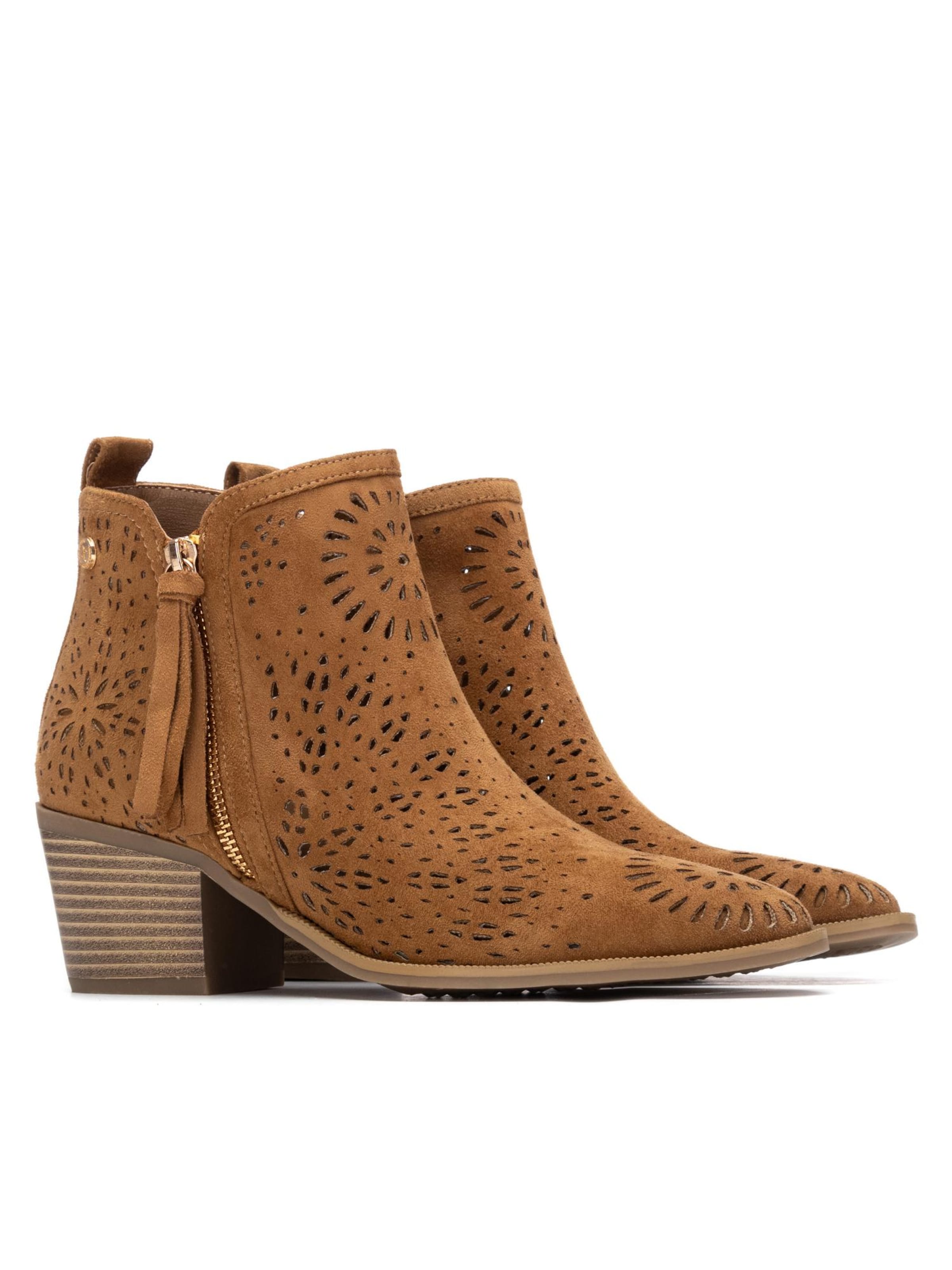 Xti Stiefelette‌‌‌‌‌ in Beige