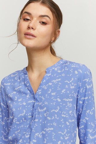 b.young Blouse in Blauw