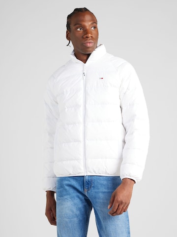 Tommy Jeans Χειμερινό μπουφάν 'ESSENTIAL' σε λευκό: μπροστά