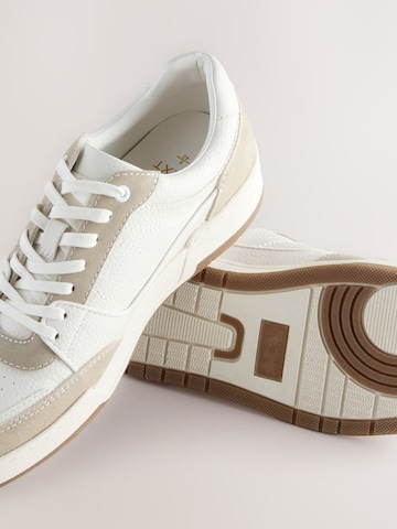 Next Låg sneaker 'Smart Casual' i beige