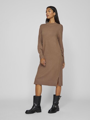 VILA - Vestido de punto en marrón