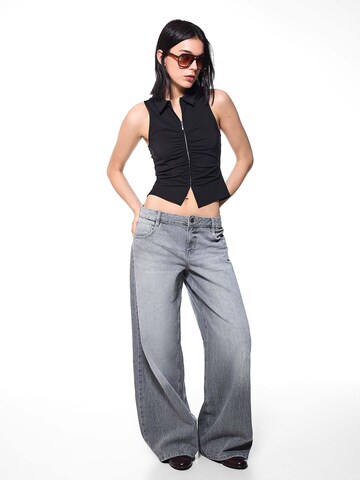 Bershka Bluse in Schwarz