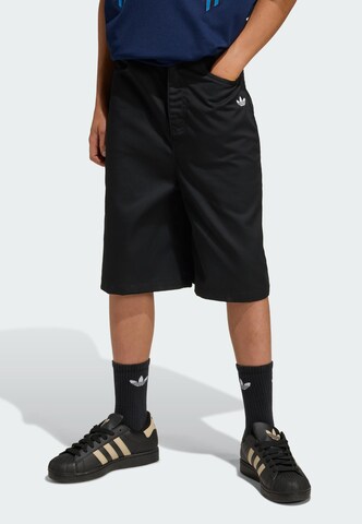 ADIDAS ORIGINALS - Loosefit Pantalón en negro: frente