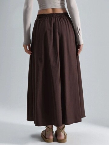 Busem Skirt in Brown