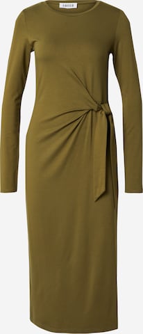 Robe 'Beate' EDITED en vert : devant