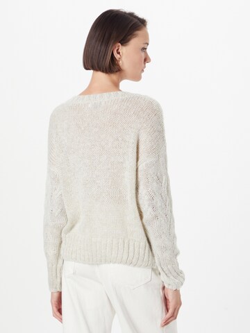 Molly BRACKEN Sweter w kolorze biały