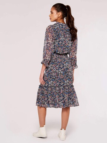 Robe Apricot en noir