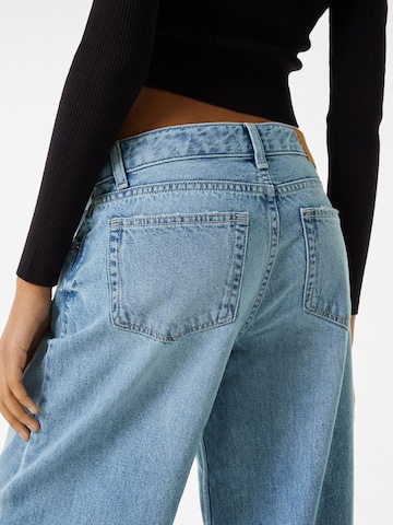 Wide leg Jeans de la Bershka pe albastru