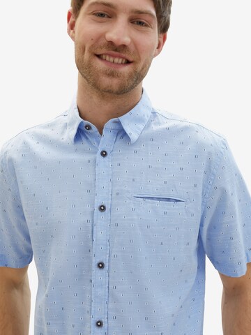 Coupe regular Chemise TOM TAILOR en bleu