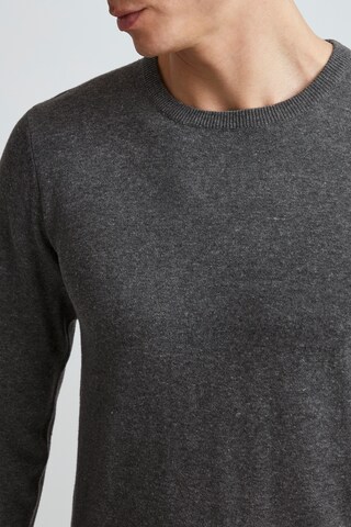 Pull-over 'MELVIN' 11 Project en gris