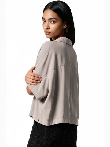 Busem Blouse in Lila