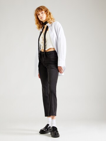 VERO MODA Bootcut Jeansy 'SHEILA' w kolorze czarny