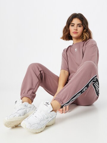 Effilé Pantalon 'Cuffed Tape' ADIDAS ORIGINALS en violet