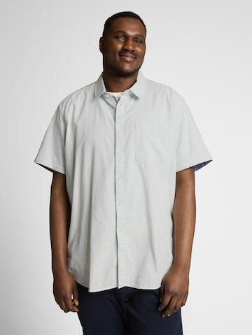 TOM TAILOR Men + Regular fit Button Up Shirt in White: front