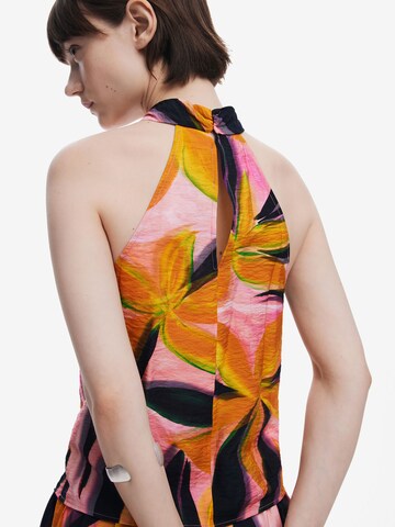 Top di Desigual in arancione
