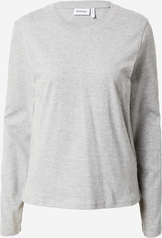 WEEKDAY - Camiseta en gris: frente