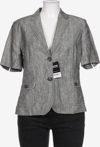 Mariposa Blazer in XL in Grey: front