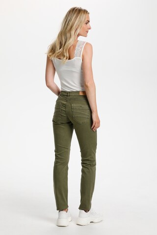 Coupe slim Jean 'Lotte' Cream en vert