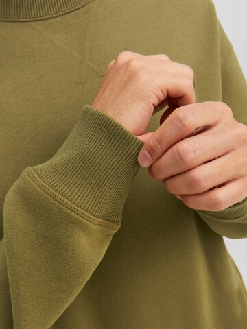 JACK & JONES Sweatshirt in Green