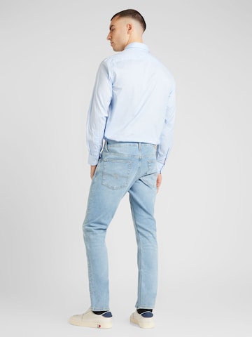 Coupe slim Jean QS en bleu