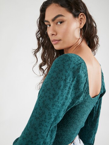 HOLLISTER Blouse in Green