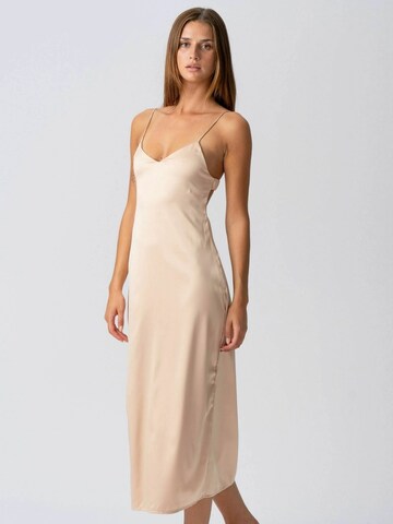 Robe ' Elnia ' TEESHOPPEN en beige : devant