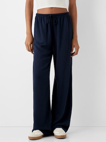 Wide Leg Pantalon Bershka en bleu : devant