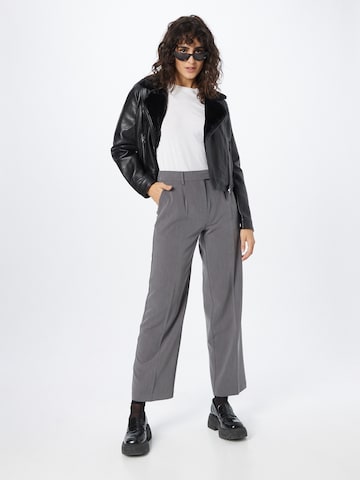 LMTD Wide leg Pleat-Front Pants 'REGINA' in Grey