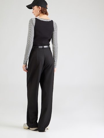 ABOUT YOU Широкий Брюки со складками 'Rachel' в Черный