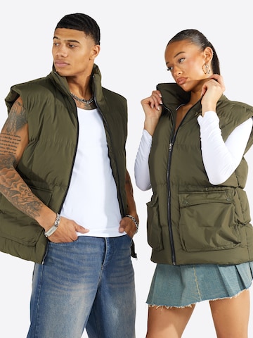 Gilet di Legacy Studios in verde: frontale