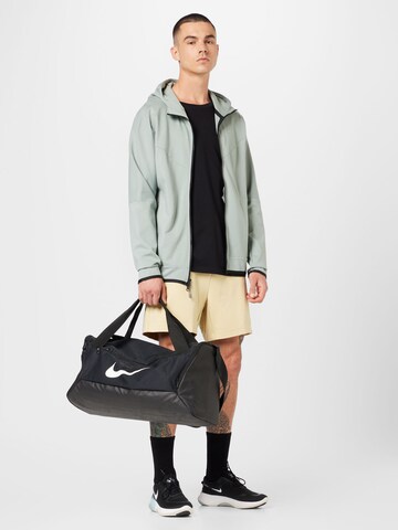 Nike Sportswear Loosefit Shorts in Gelb