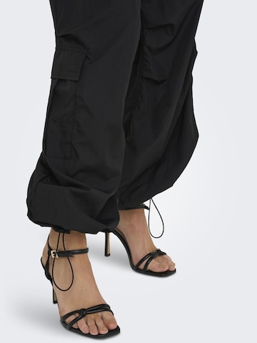 ONLY - Tapered Pantalón en negro