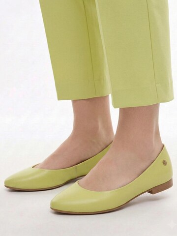 Maciejka Ballet Flats in Yellow