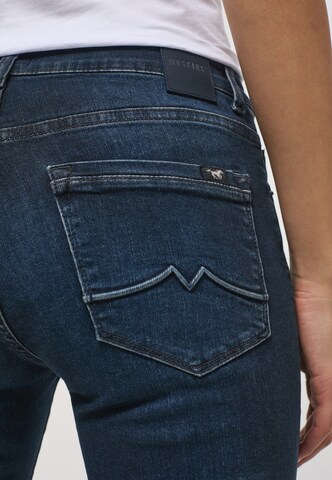 MUSTANG Slimfit Τζιν 'Shelby' σε μπλε