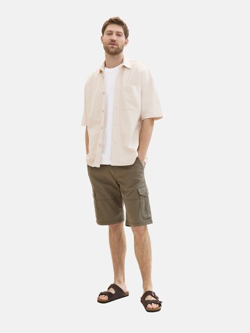 TOM TAILOR Regular Shorts in Grün