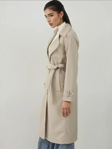Bigdart Between-Seasons Coat 'Trenchcoats' in Beige