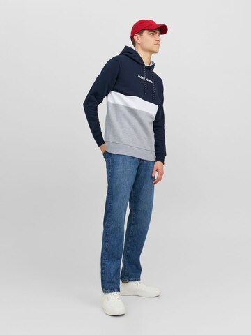 JACK & JONES Sweatshirt i blå