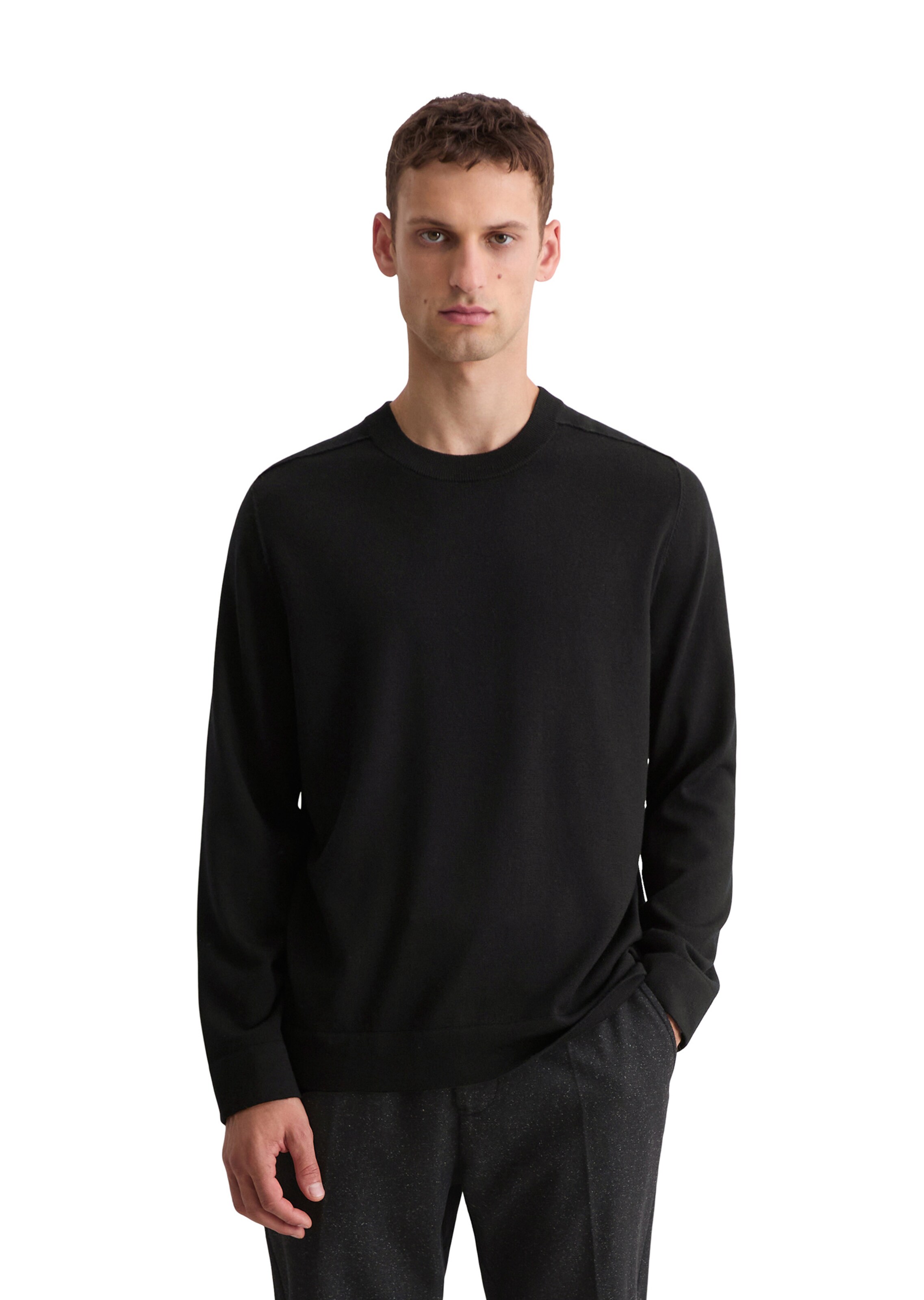 Marc O'Polo Sweater in Black: front