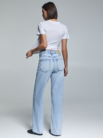 Pull&Bear Loosefit Jeans in Blau