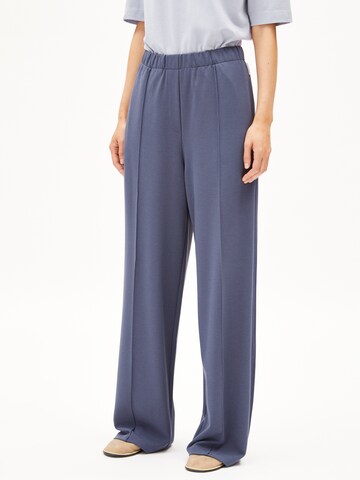 ARMEDANGELS Loose fit Trousers 'Jonvaalie Punto' in Grey: front