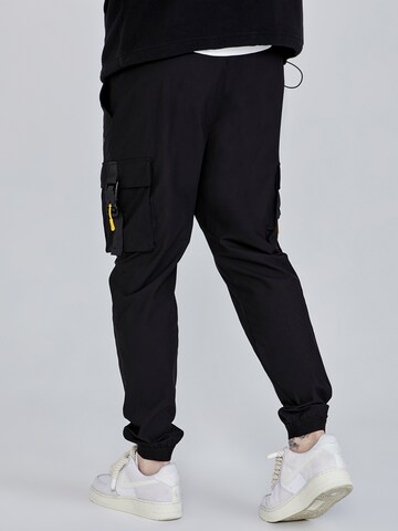 SikSilk Tapered Cargo trousers in Black
