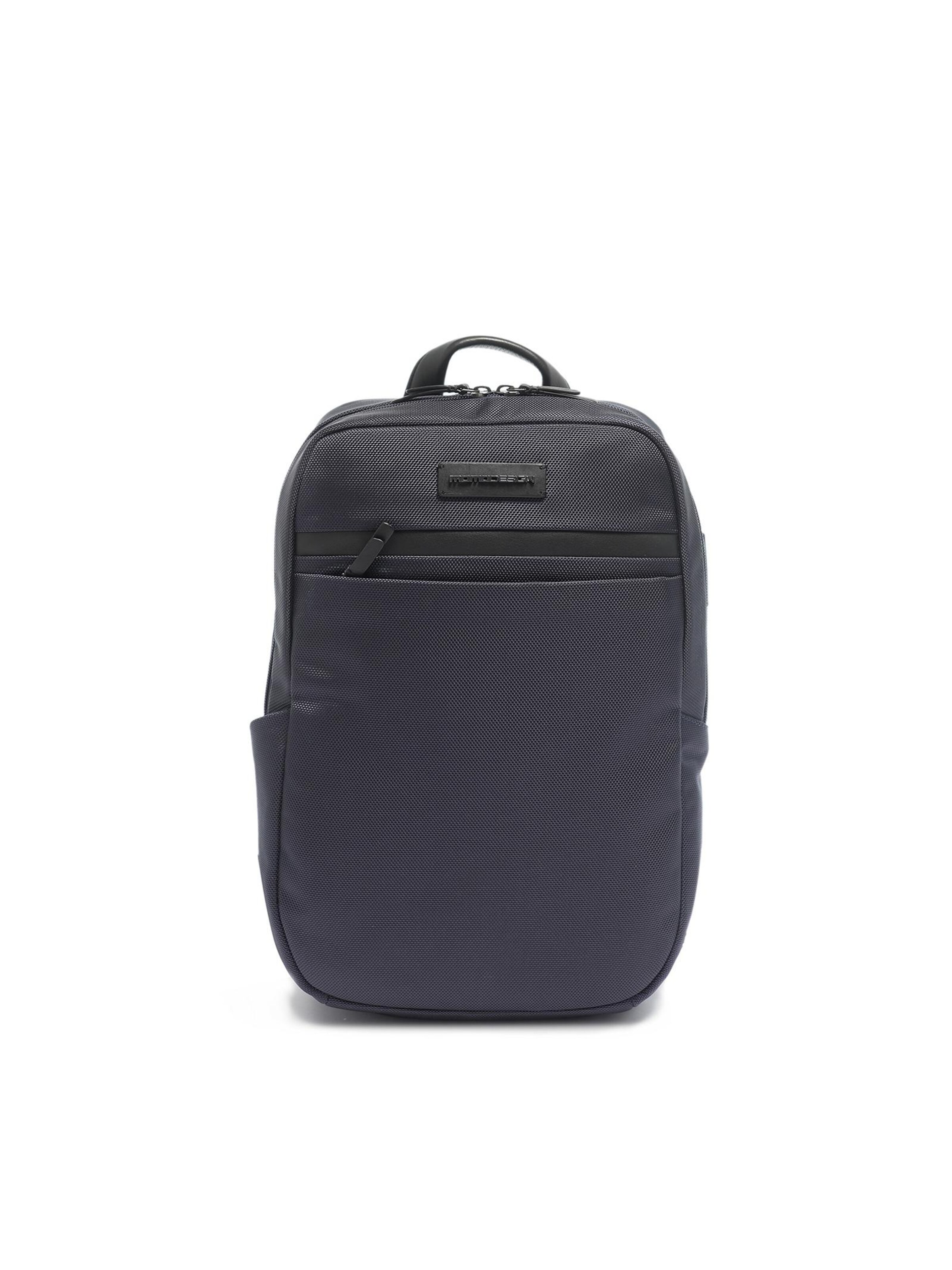 Zaino 'Zaino Uomo Momo Design Ecopelle con Zip - 28x45x20 cm' di Momo Design in blu: frontale