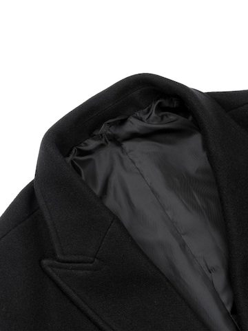 YOUTHUP Winter Coat in Black